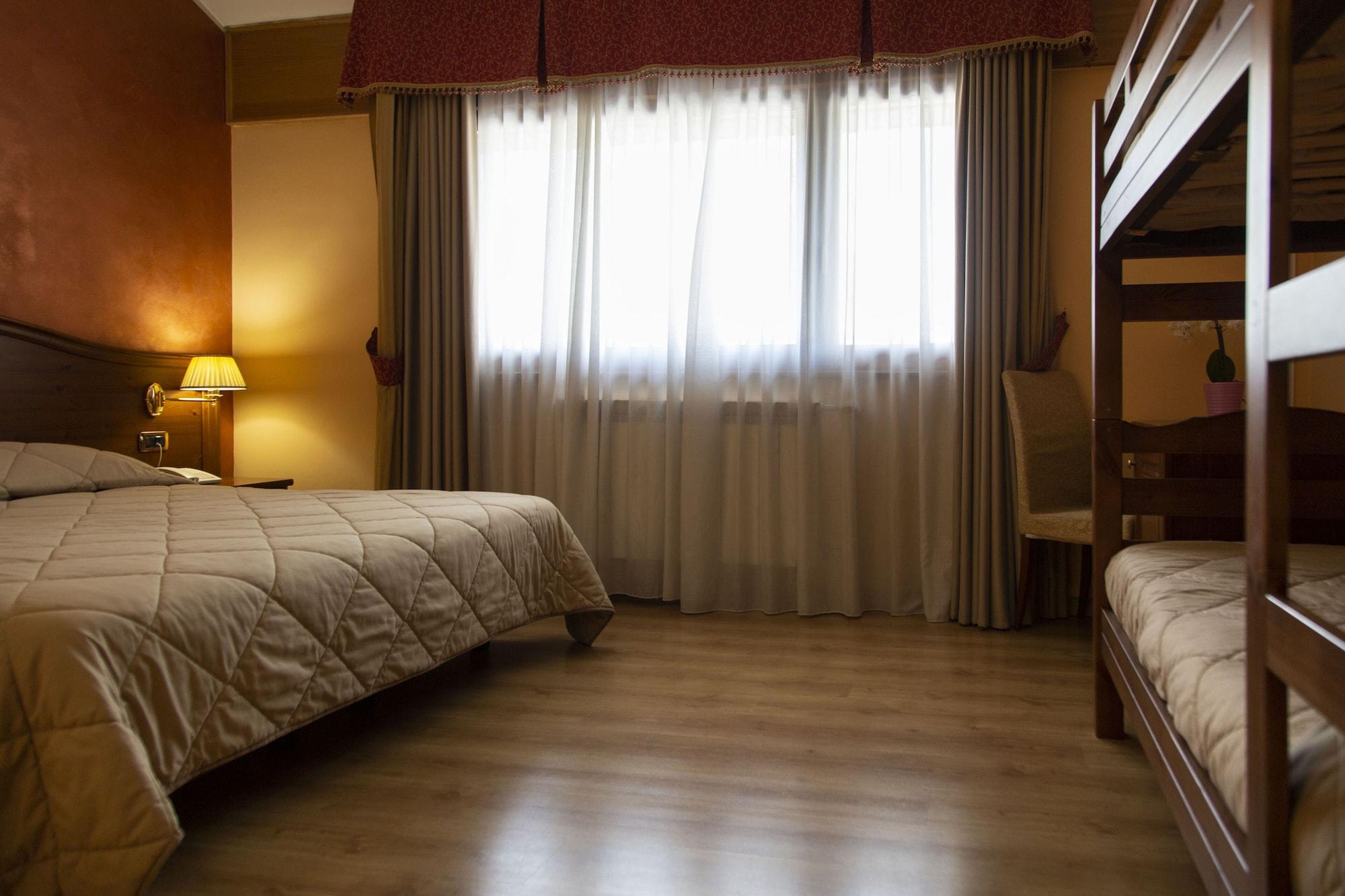 Grand Hotel Del Parco 페스카세롤리 외부 사진