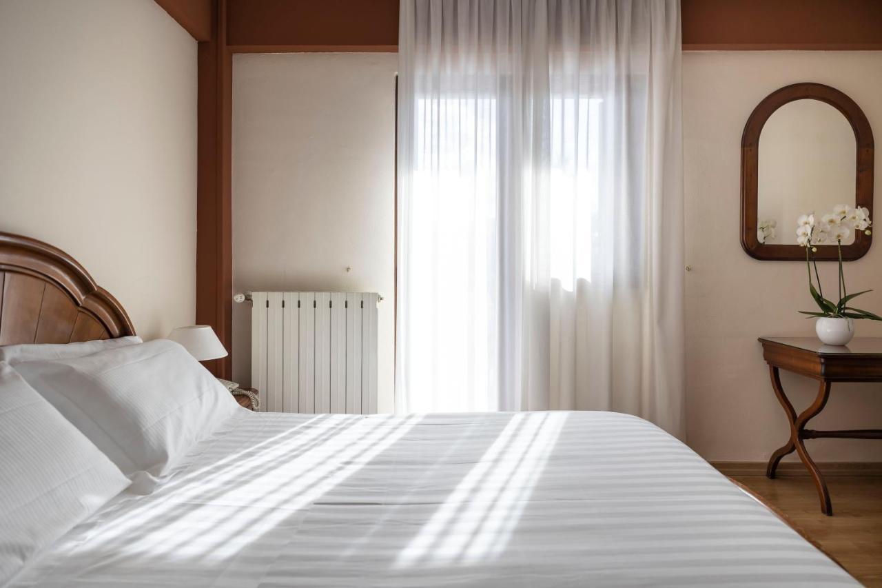 Grand Hotel Del Parco 페스카세롤리 외부 사진