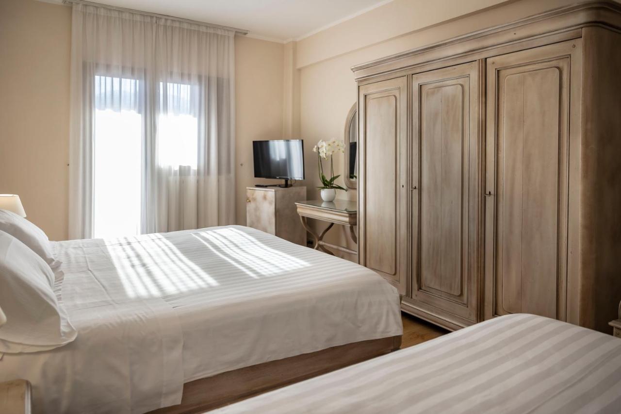 Grand Hotel Del Parco 페스카세롤리 객실 사진