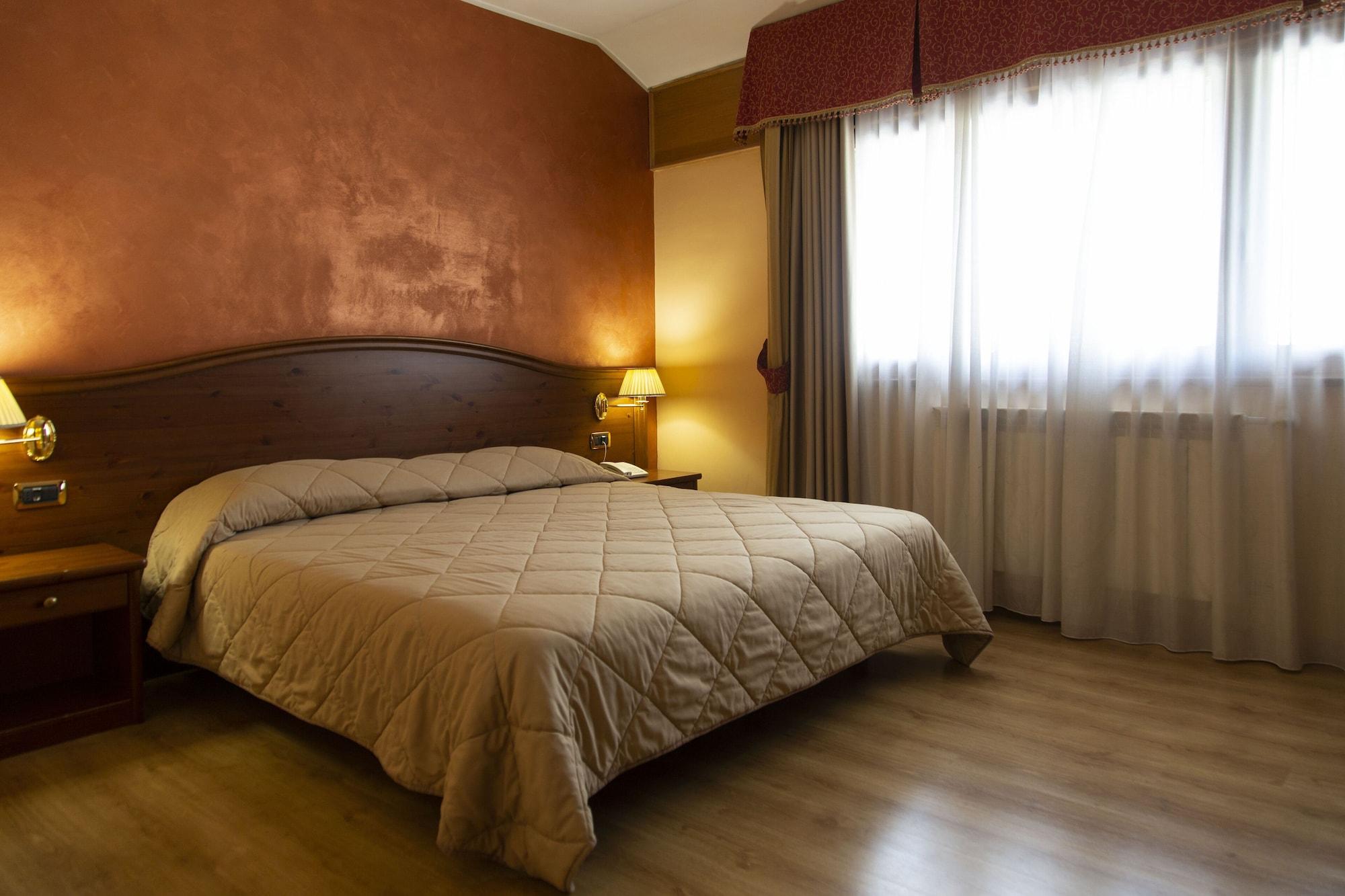 Grand Hotel Del Parco 페스카세롤리 외부 사진