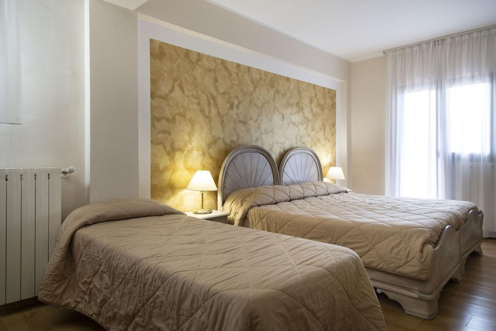 Grand Hotel Del Parco 페스카세롤리 외부 사진