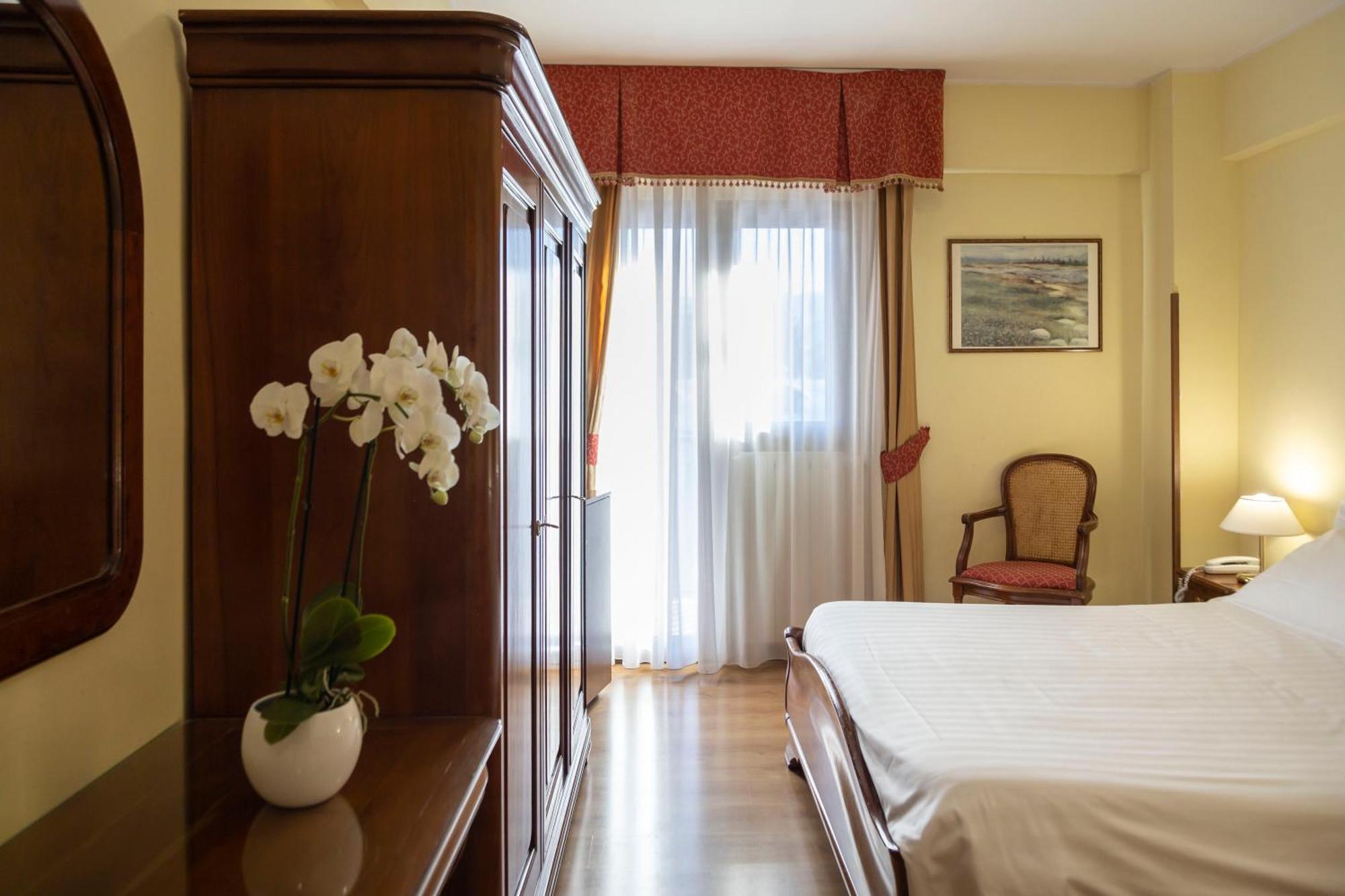 Grand Hotel Del Parco 페스카세롤리 객실 사진