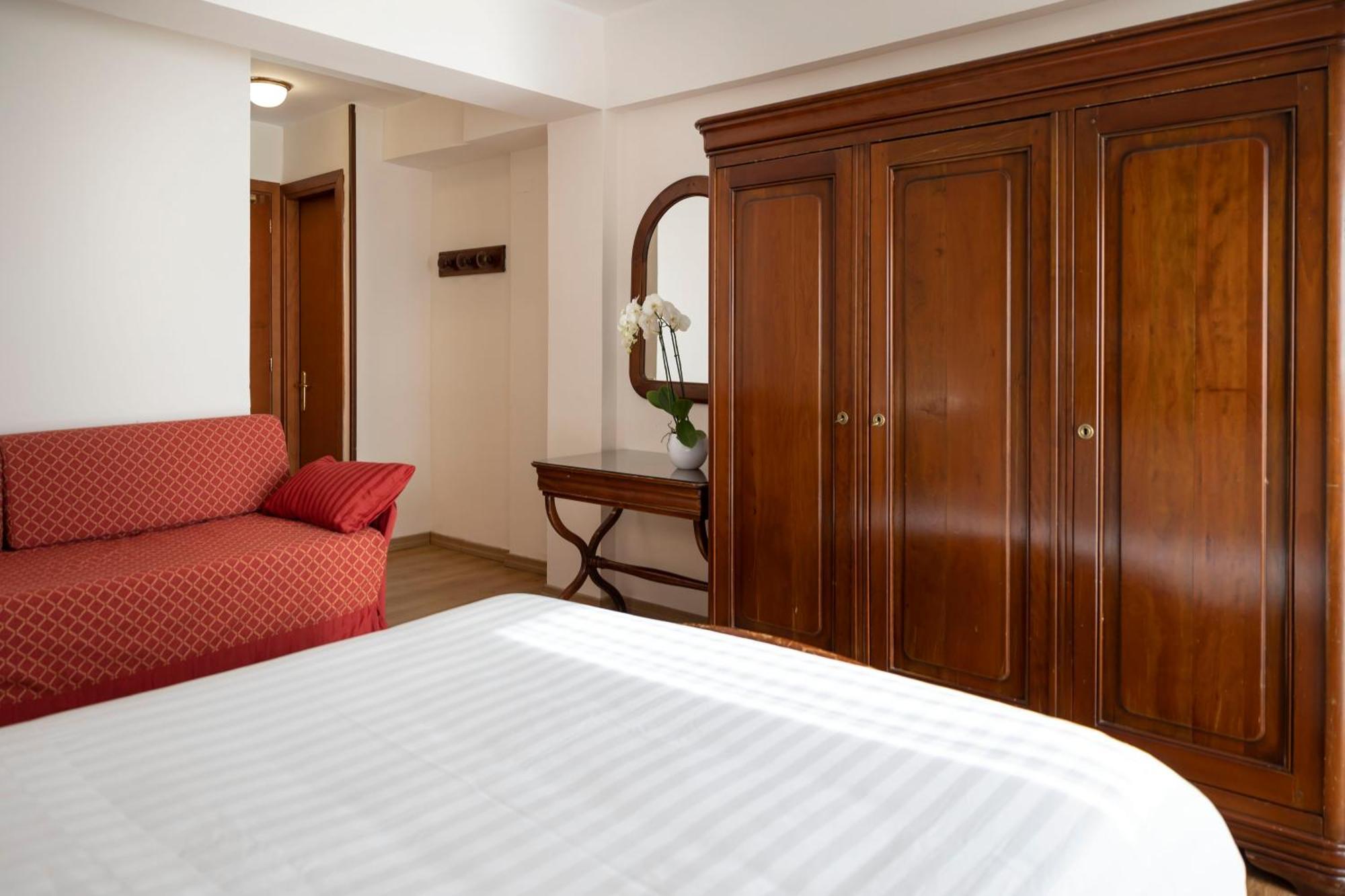 Grand Hotel Del Parco 페스카세롤리 객실 사진