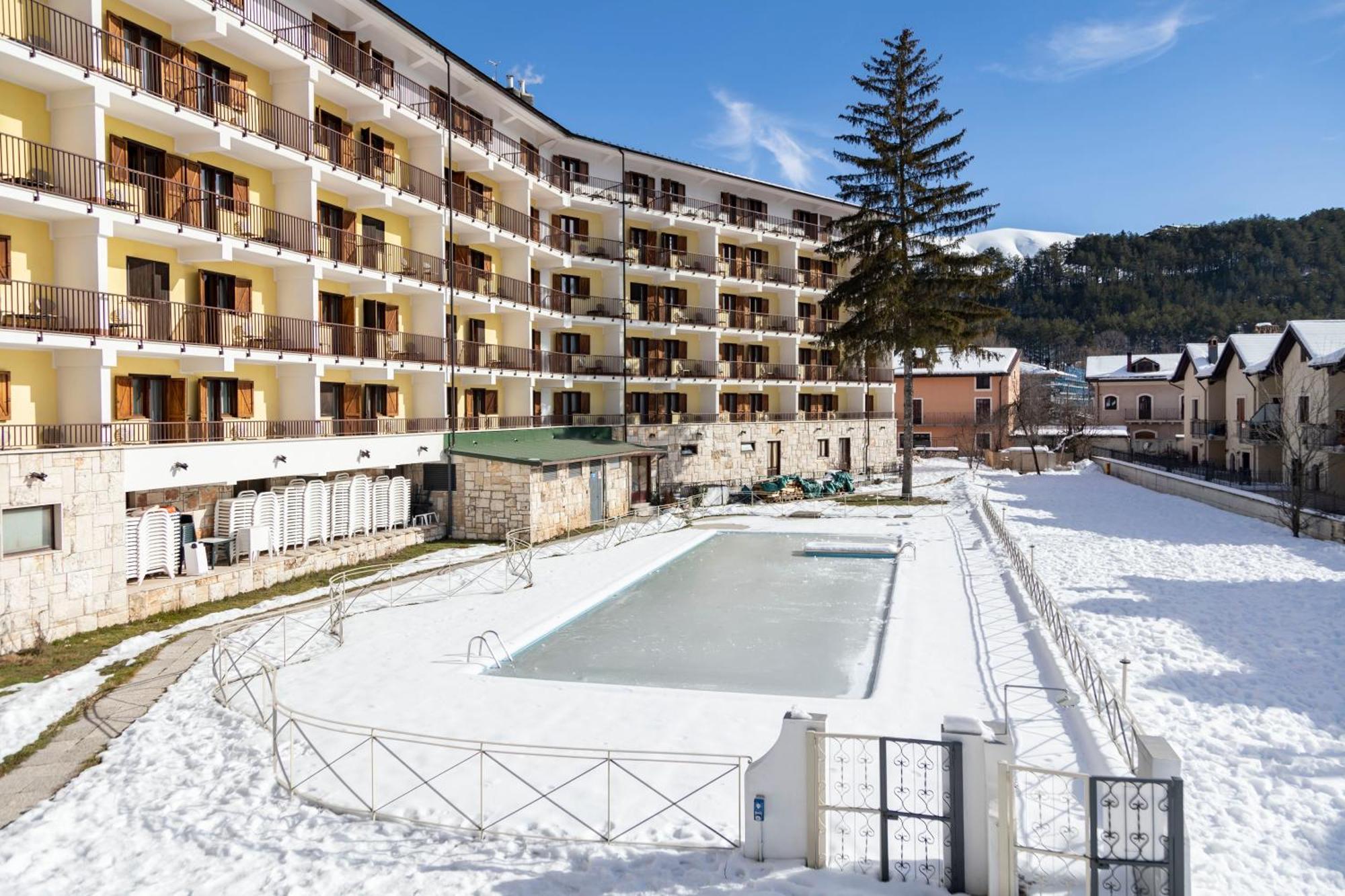 Grand Hotel Del Parco 페스카세롤리 외부 사진